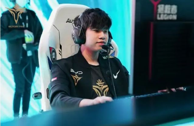 很大自由去 很大自由去