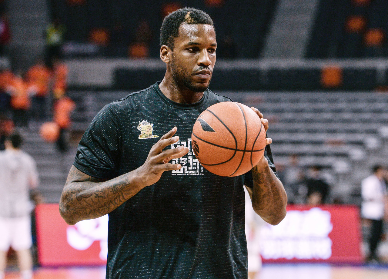 体育2022年06月15日《体育新闻》完整版