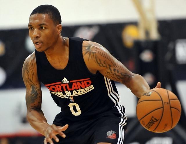 屡屡夺得佳 屡屡夺得佳