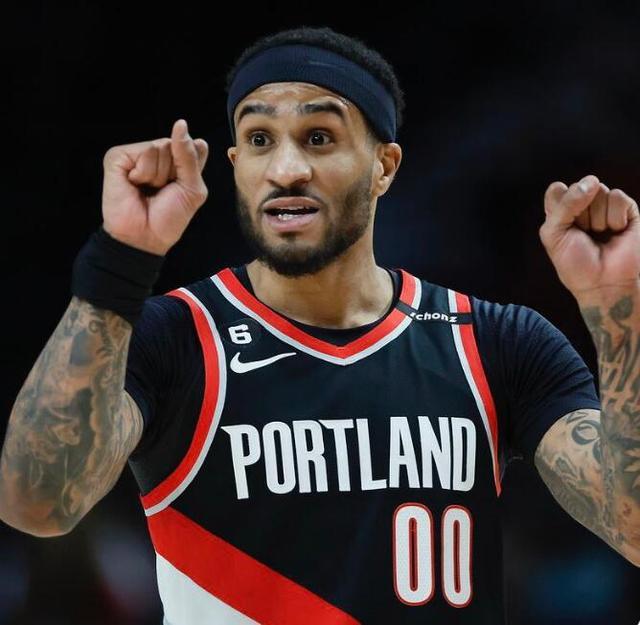 布克32分太阳送篮网5连败 活塞擒老鹰升至前六